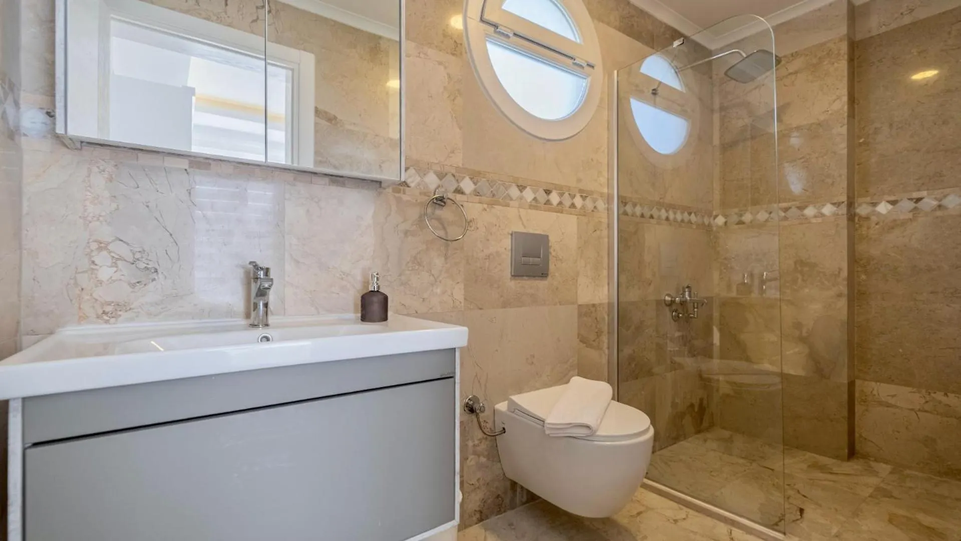 Oludeniz 4 Bedroom Villa 2902 Fethiye