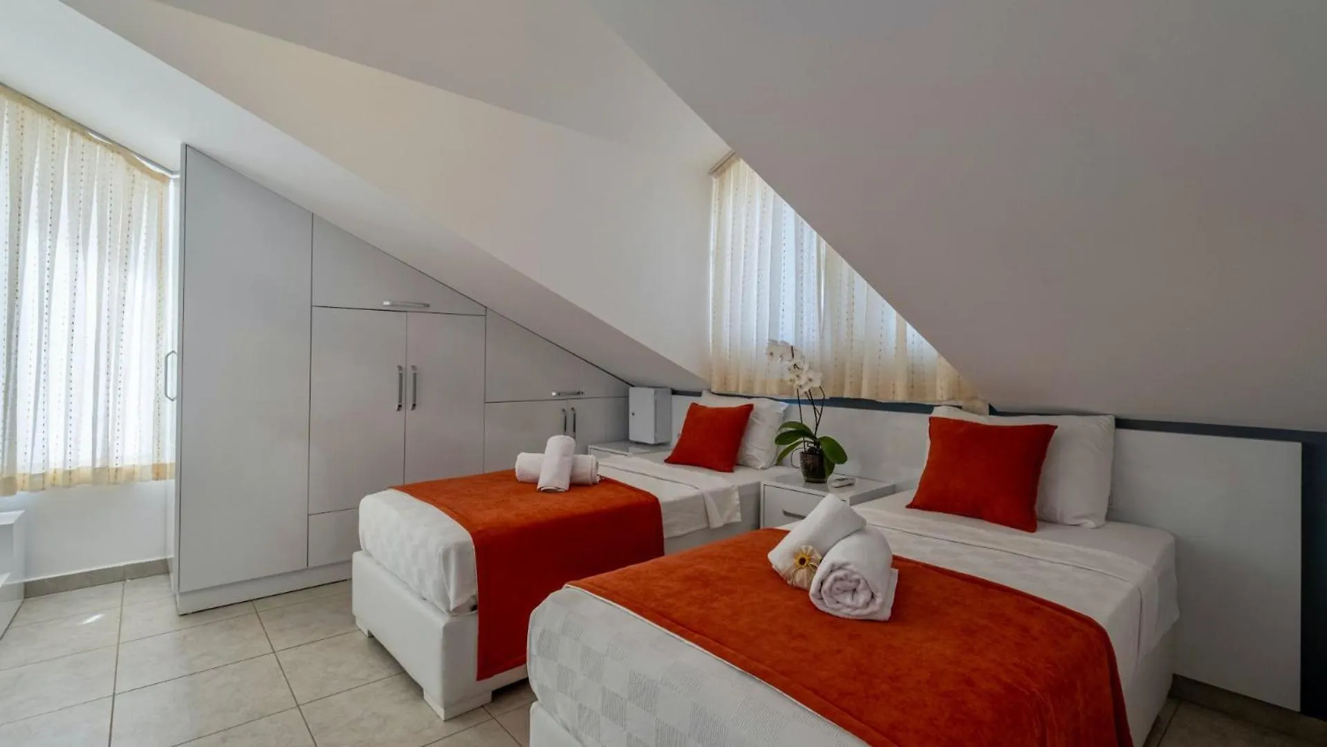 Oludeniz 4 Bedroom Villa 2902 Fethiye